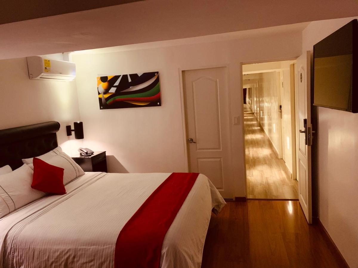 Hotel Veler Restaurante Медельин Экстерьер фото