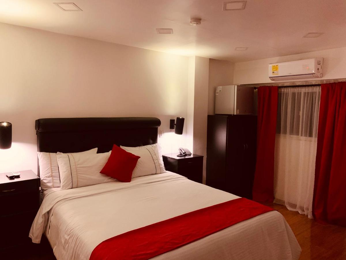 Hotel Veler Restaurante Медельин Экстерьер фото