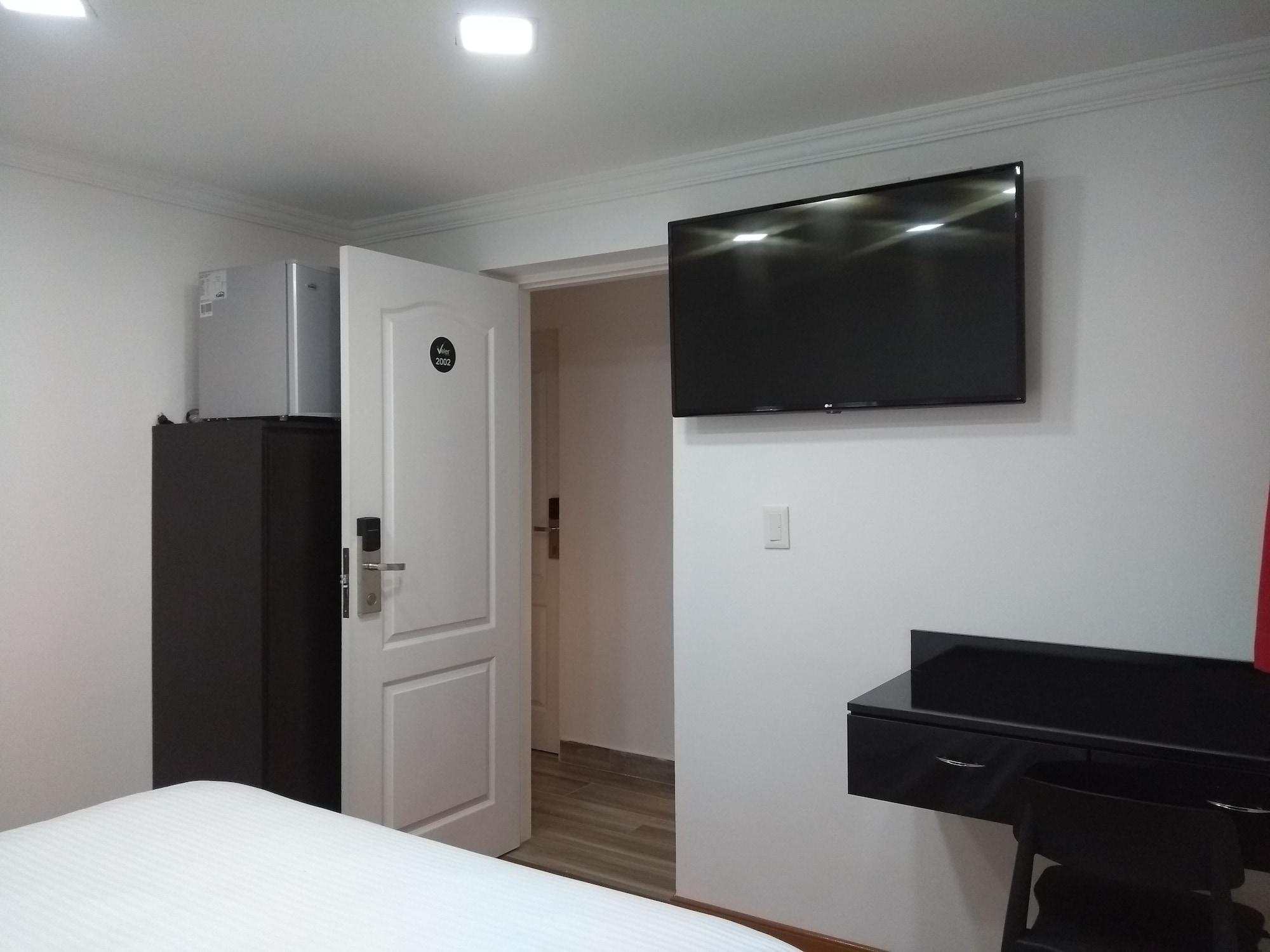 Hotel Veler Restaurante Медельин Экстерьер фото